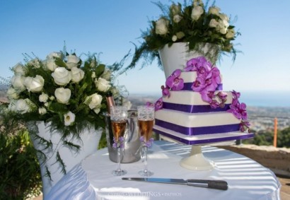 WEDDING CAKES