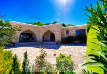 WEDDING RECEPTION AT VILLAS