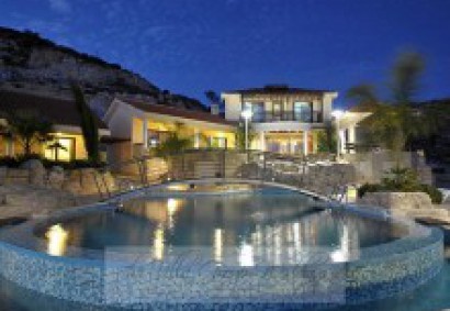 WEDDING RECEPTION AT VILLAS