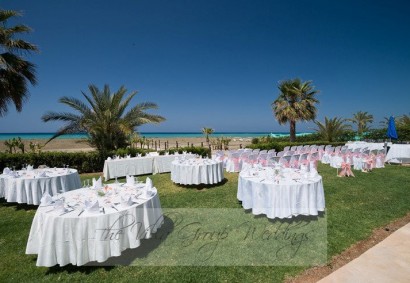 WEDDING RECEPTION AT THE BEACH