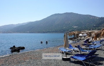Pomos