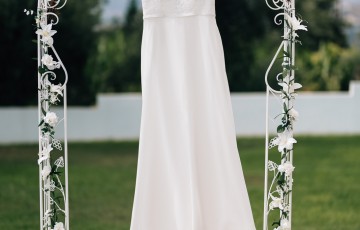 An Intimate Wedding at Villa 415302