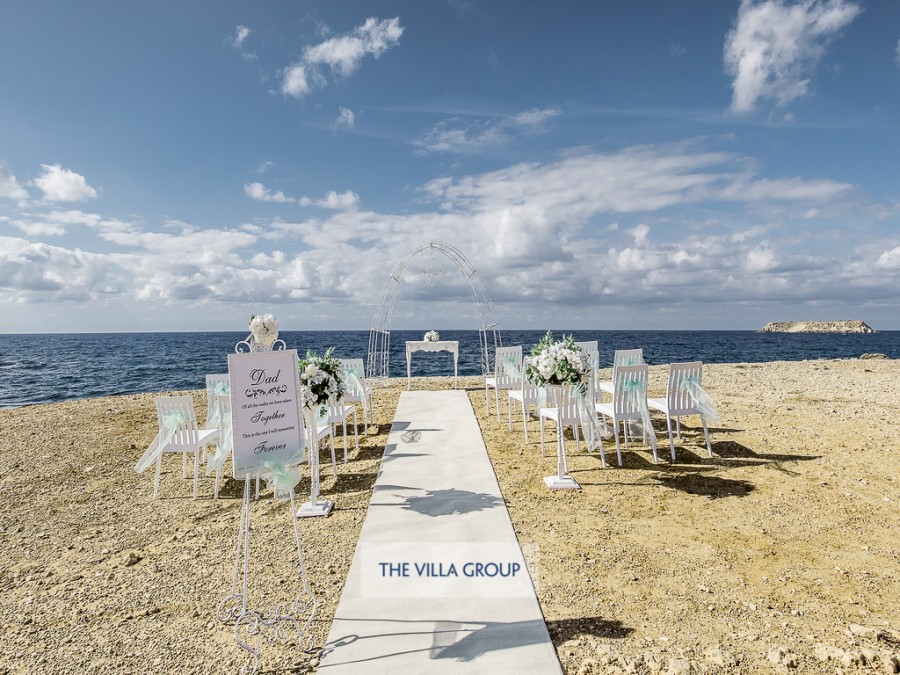 Luxury Weddings at The Sea Caves
