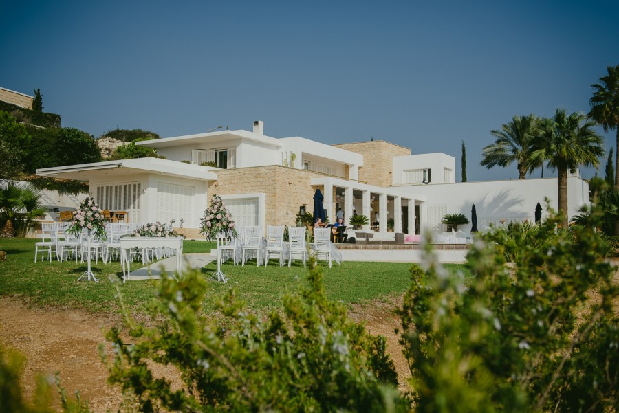 Andrew & Gillians Luxury Villa Wedding
