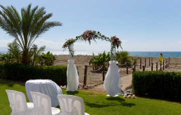 Arthur & Anna's Beach Front Wedding