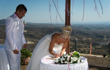 Bean & Leanda's Private Villa Wedding