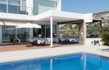 George & Cheryl's Villa Wedding