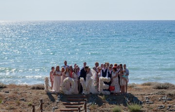 Gillan & Pauls Beach Villa Wedding