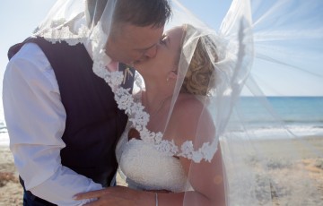 Gillan & Pauls Beach Villa Wedding