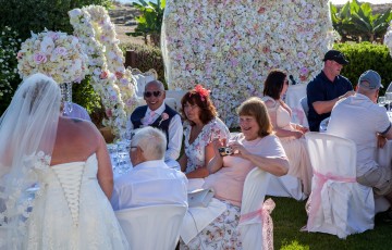 Gillan & Pauls Beach Villa Wedding