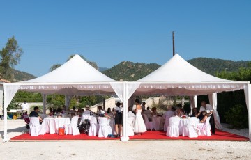 Hannah & Paul's Beach Front Wedding