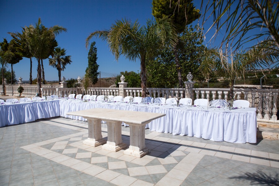 Helen & Alun's Wedding at Villa 413598