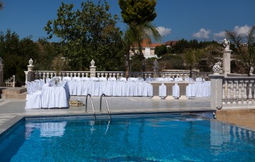Helen & Alun's Wedding at Villa 413598