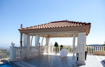 Helen & Alun's Wedding at Villa 413598