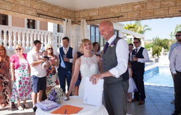 Helen & Alun's Wedding at Villa 413598