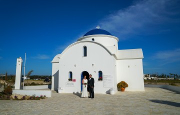 James & Nicola's Wedding at the Pioneer Beach Hotel