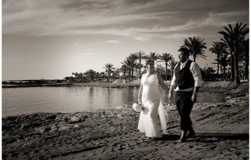 James & Nicola's Wedding at the Pioneer Beach Hotel