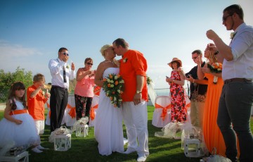 Mitch & Lorraine's Wedding at Villa 60363 in Coral Bay