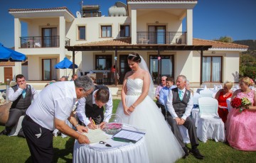 Rebecca & Daniel's Beach front Wedding at Villa 382 in Argaka