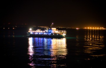 Rob & Di's Wedding on the Sea Star Yacht