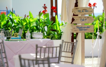 Rob & Kassie's Wedding at the Louis Ledra Beach Hotel