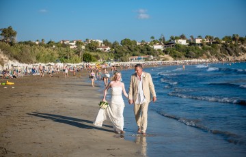 Stephen & Kezia's Wedding at Beachfront Villa 391860