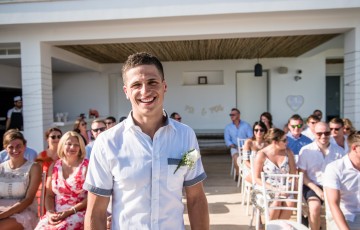 Thomas & Danielle's Beachfront Wedding at Villa 391860 in Coral Bay