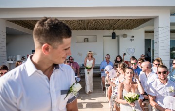 Thomas & Danielle's Beachfront Wedding at Villa 391860 in Coral Bay
