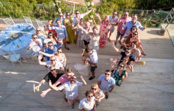 Thomas & Danielle's Beachfront Wedding at Villa 391860 in Coral Bay