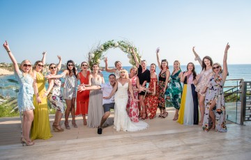 Thomas & Danielle's Beachfront Wedding at Villa 391860 in Coral Bay