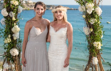 Thomas & Danielle's Beachfront Wedding at Villa 391860 in Coral Bay