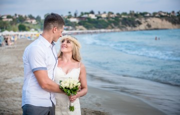 Thomas & Danielle's Beachfront Wedding at Villa 391860 in Coral Bay