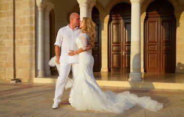 A Romantic Wedding at Aphrodite's Rock
