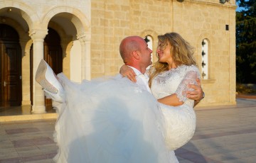 A Romantic Wedding at Aphrodite's Rock