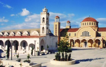Three Churches Square, Paralimni