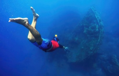 Exploring Cyprus' Shipwrecks: A Diver's Underwater Paradise