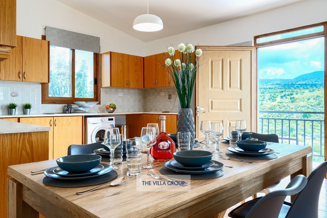 Kitchen equipped with everything needed for a self-catering holiday