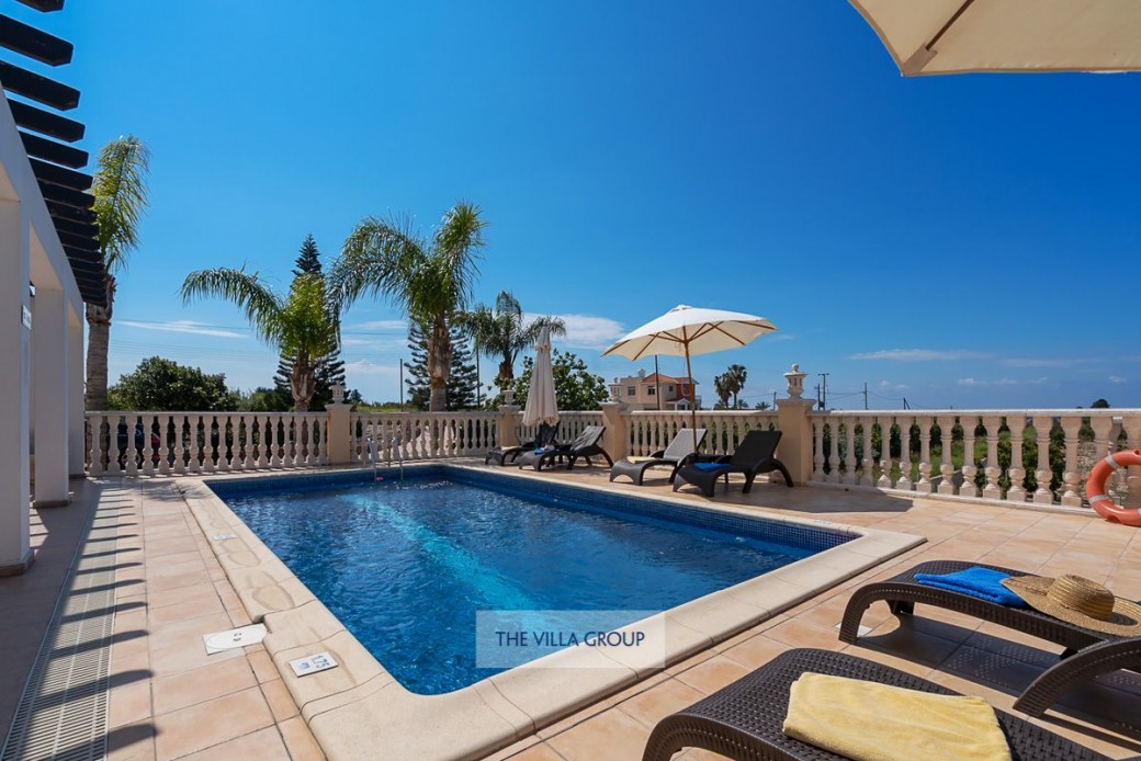 10m x 5m private swimming pool 