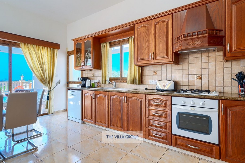 Access to outside terrace from kitchen area