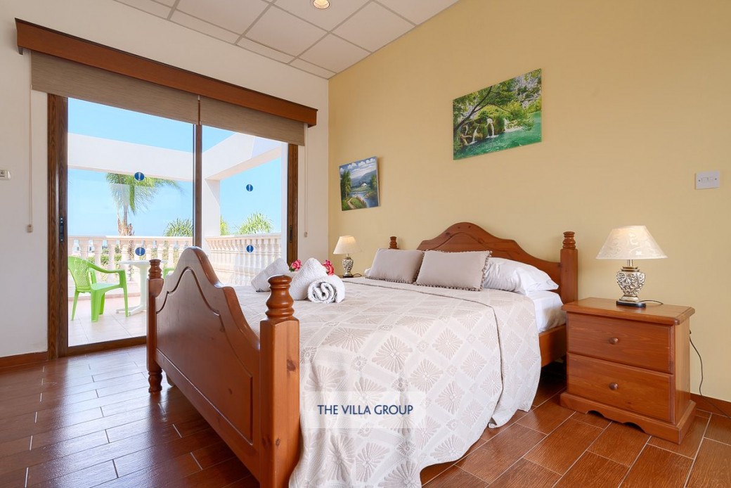 First floor double bedroom