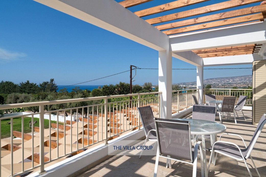 Views of the surrounding countryside and Mediterranean Sea