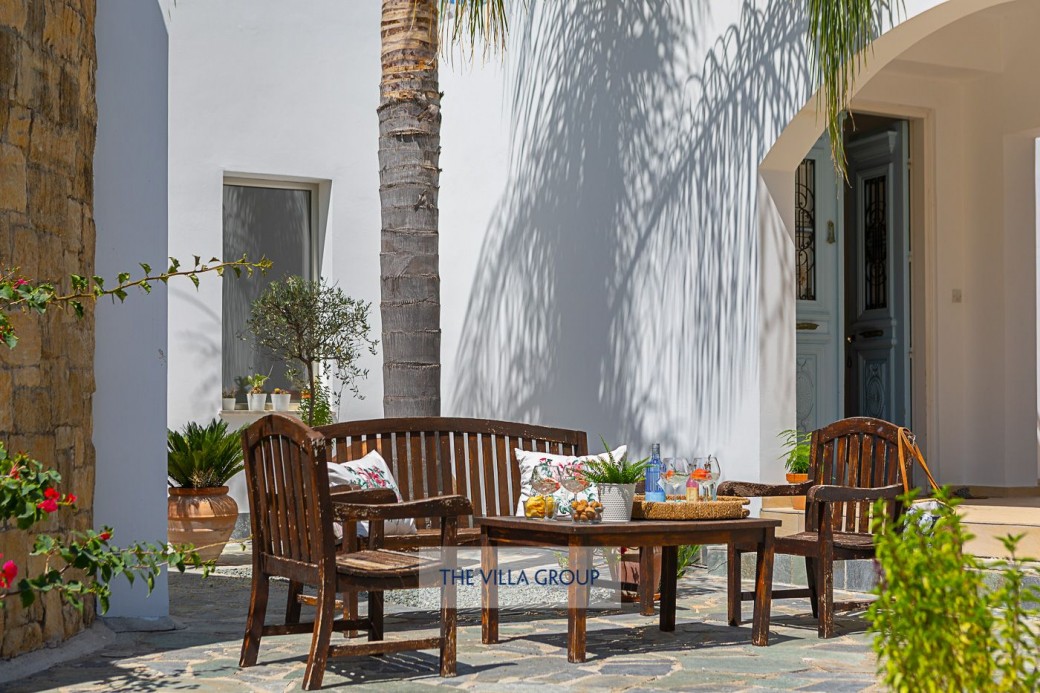 Seating area