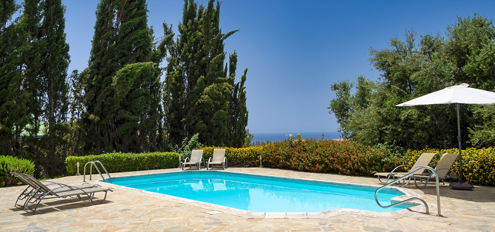 Banana Gardens Villa 