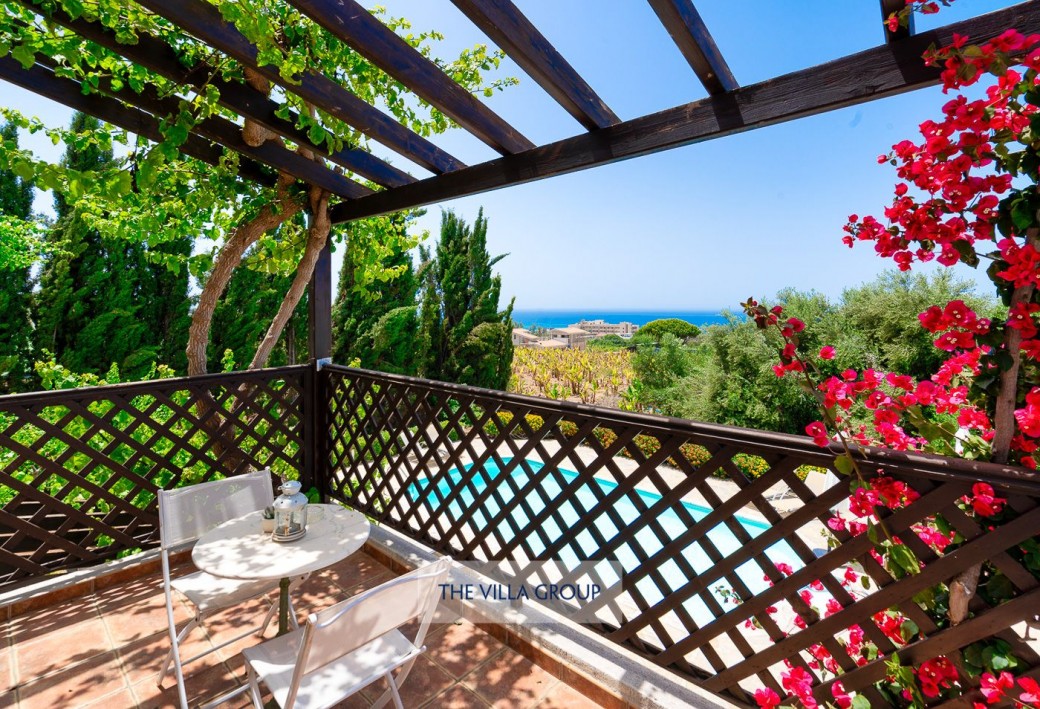 Furnished balcony
