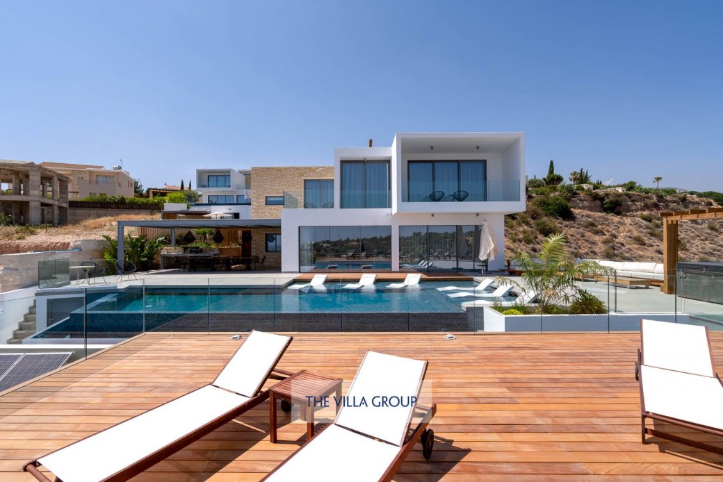The villa has been completed to a high standard, using quality materials and has been tastefully designed.