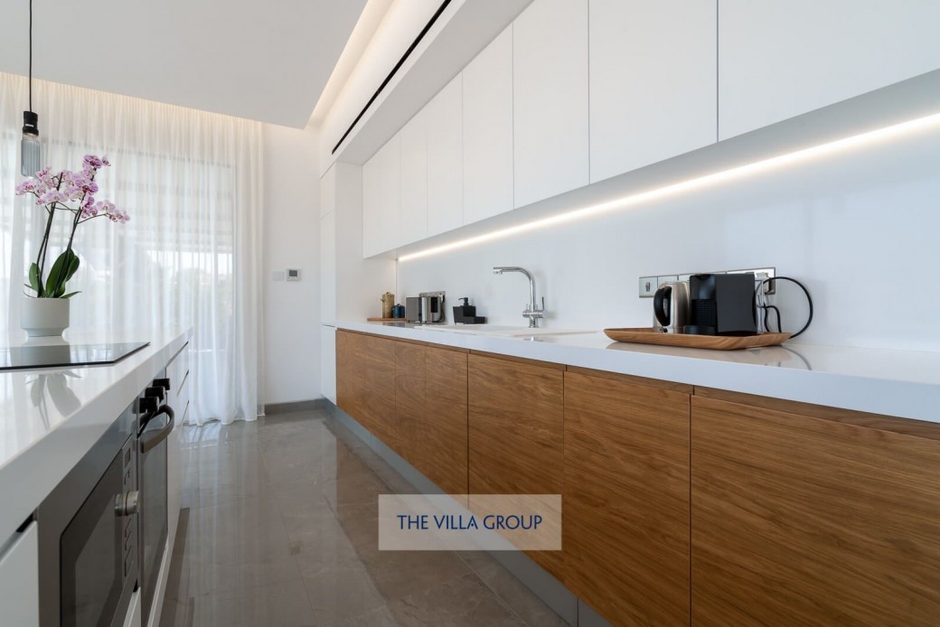 Modern kitchen