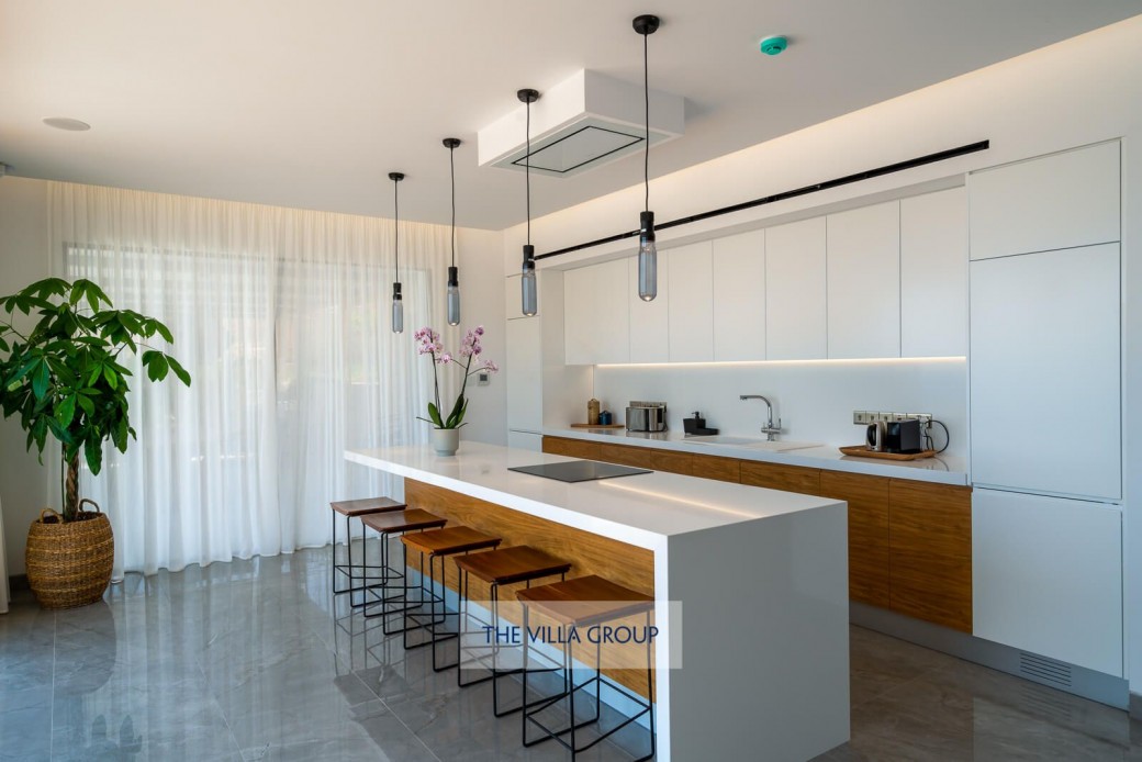 Modern kitchen
