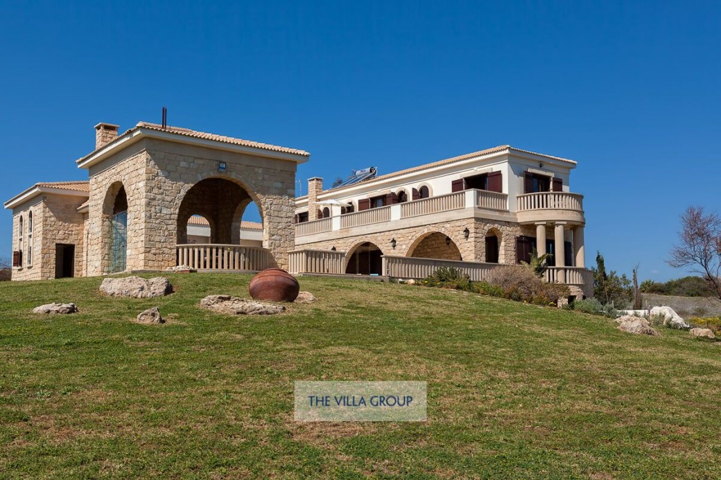 Superb gated beach front estate in Agios Theodoros