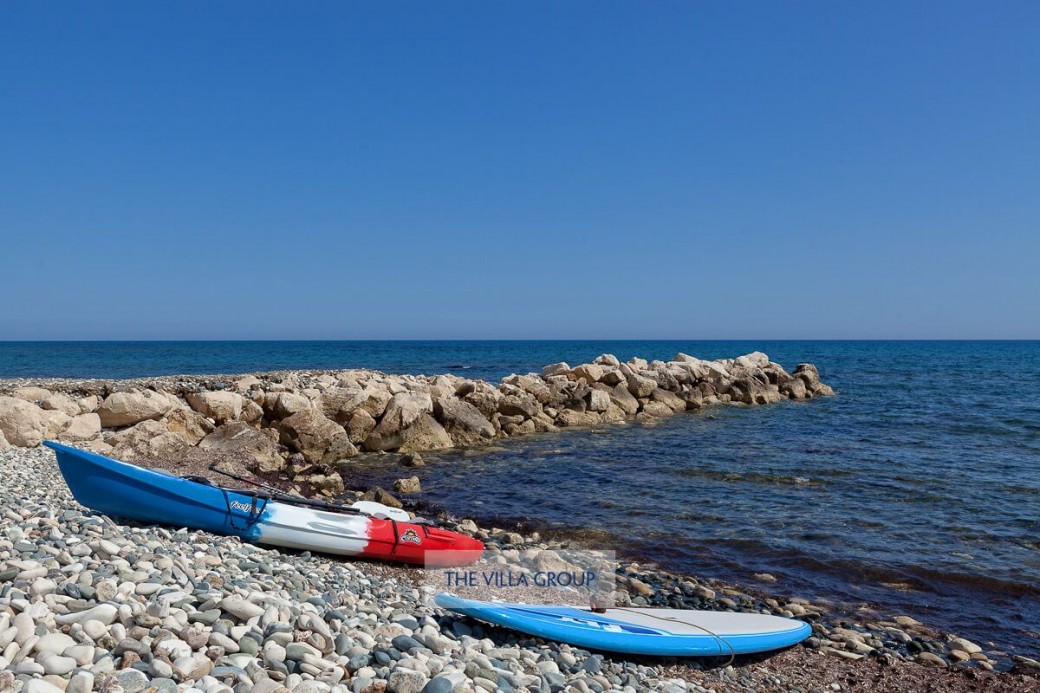 Canoes and paddle boards are available for guests to use