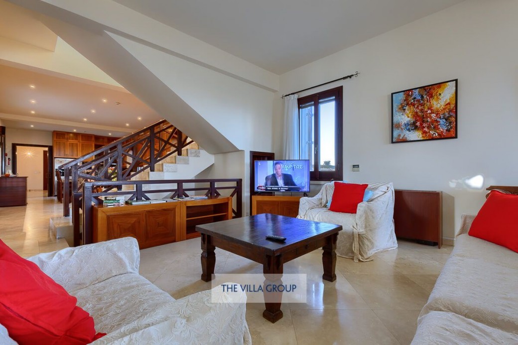 Second living area